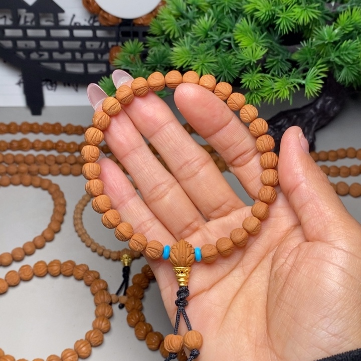 桃核手串玉龙脊手持