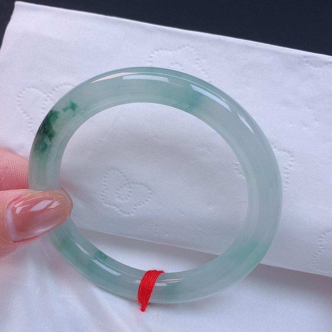 【闪购商品】未镶嵌手镯翡翠54+