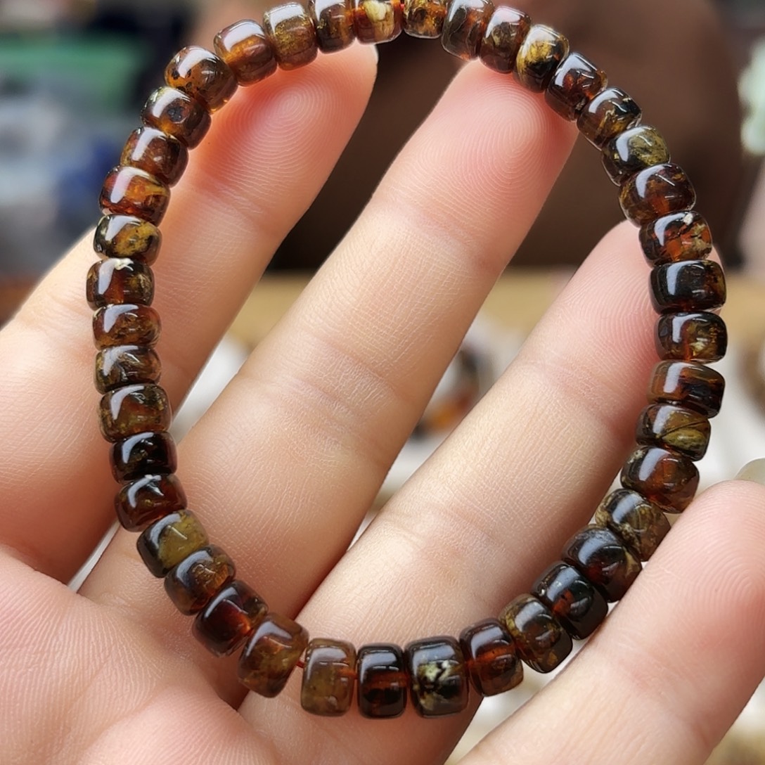 琥珀未镶嵌裸石六