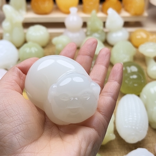 程***庚玉天然玉石手把件
