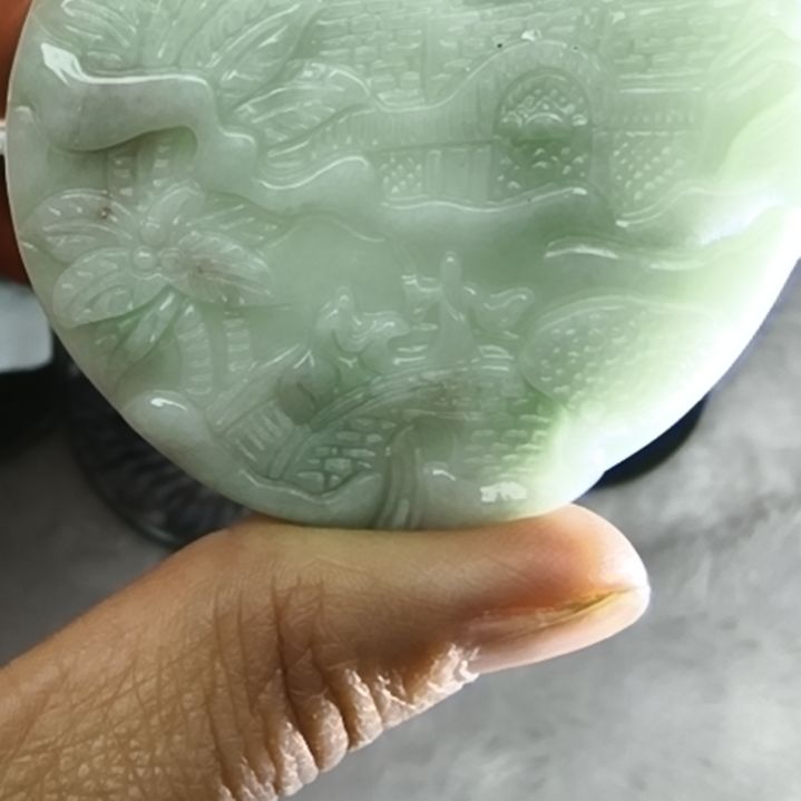 翡翠吊坠(不含链)未镶嵌