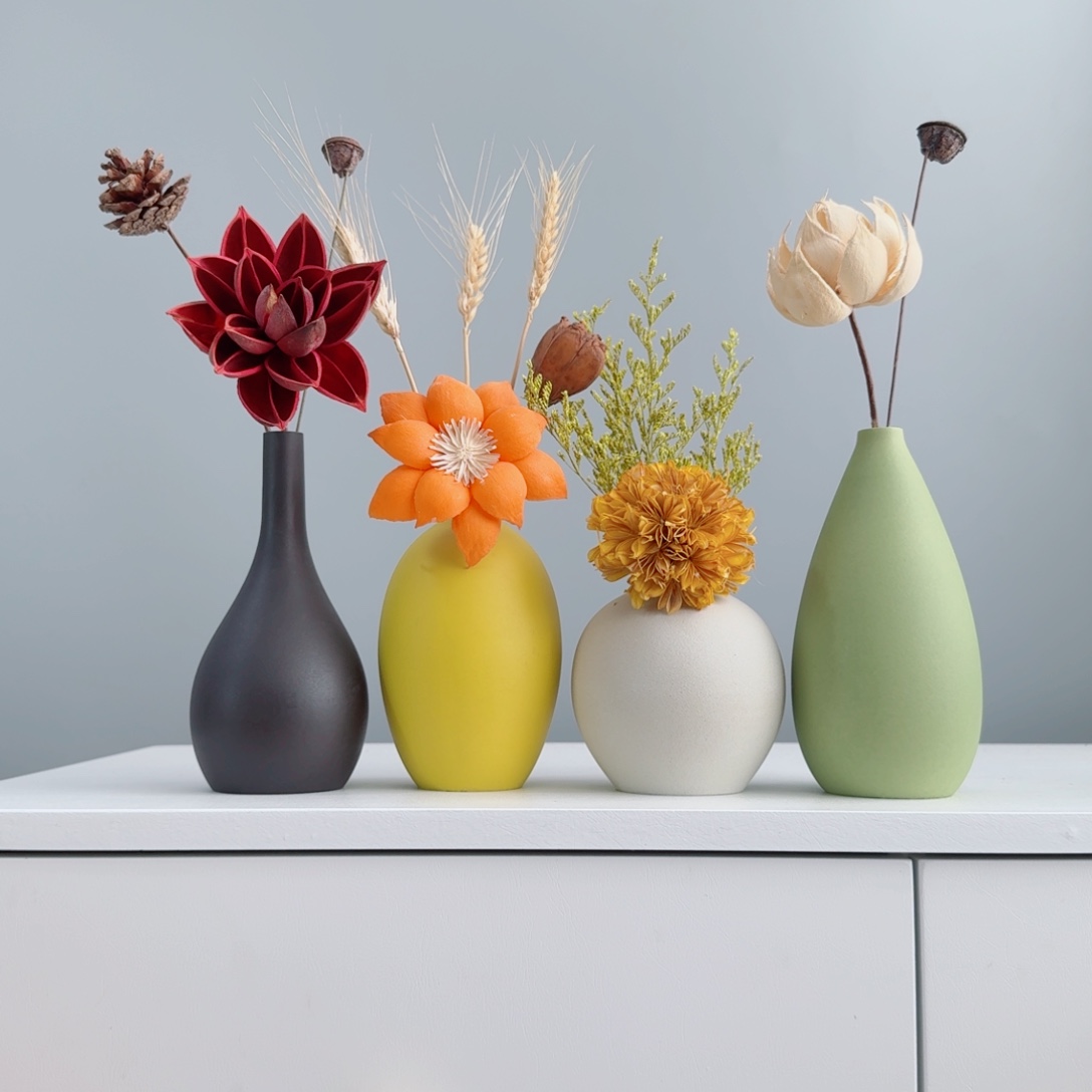 摆件陶瓷小花瓶含花总高约20-30cm