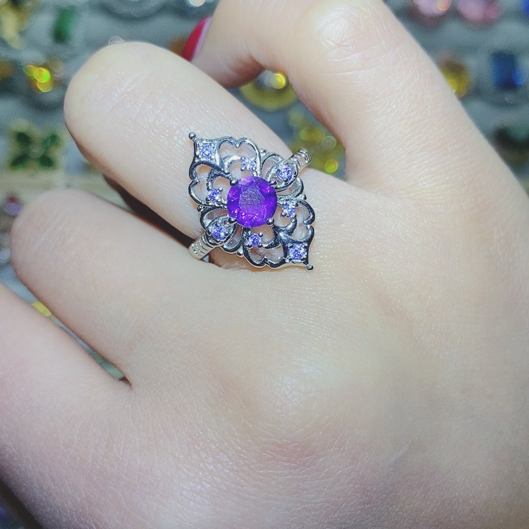 【闪购商品】托帕石耳饰银S925镶嵌