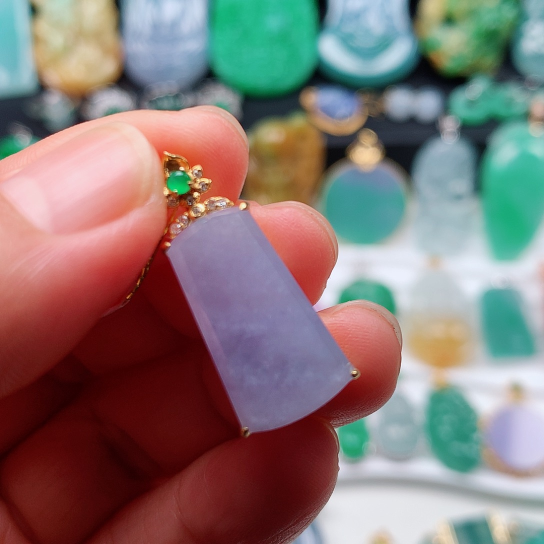 翡翠颈饰未镶嵌福利品