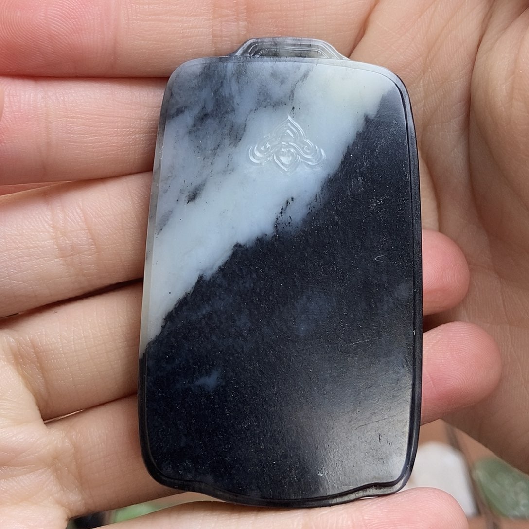 和田玉（糖玉）颈饰未镶嵌