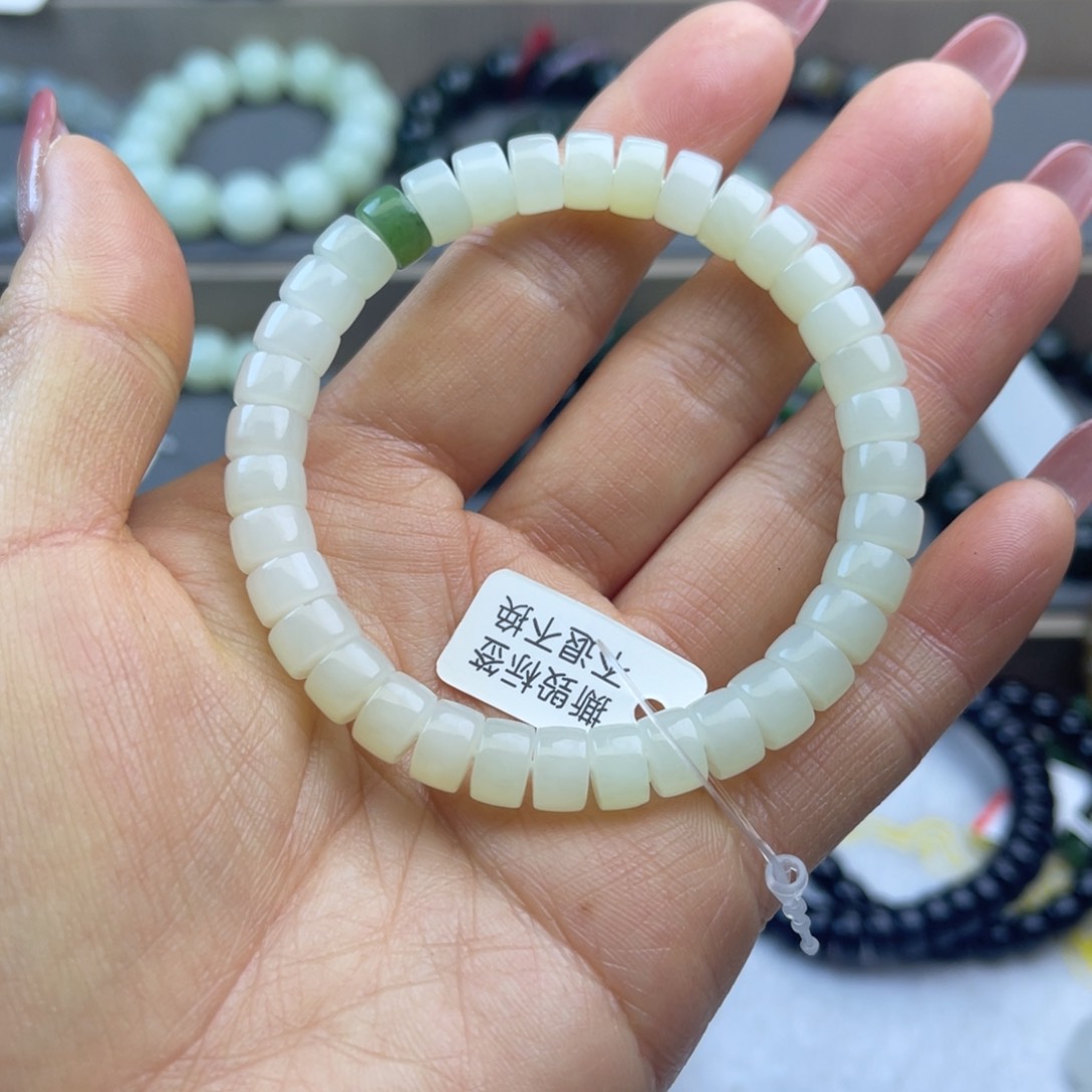 和田玉手链未镶嵌