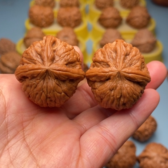 吊坠文玩核桃三棱精对 32 34