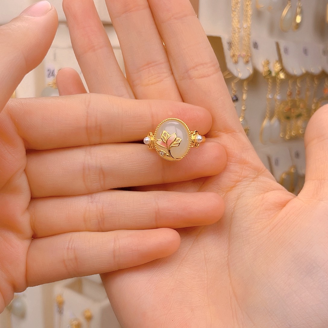 和田玉戒指银S925镀金镶嵌