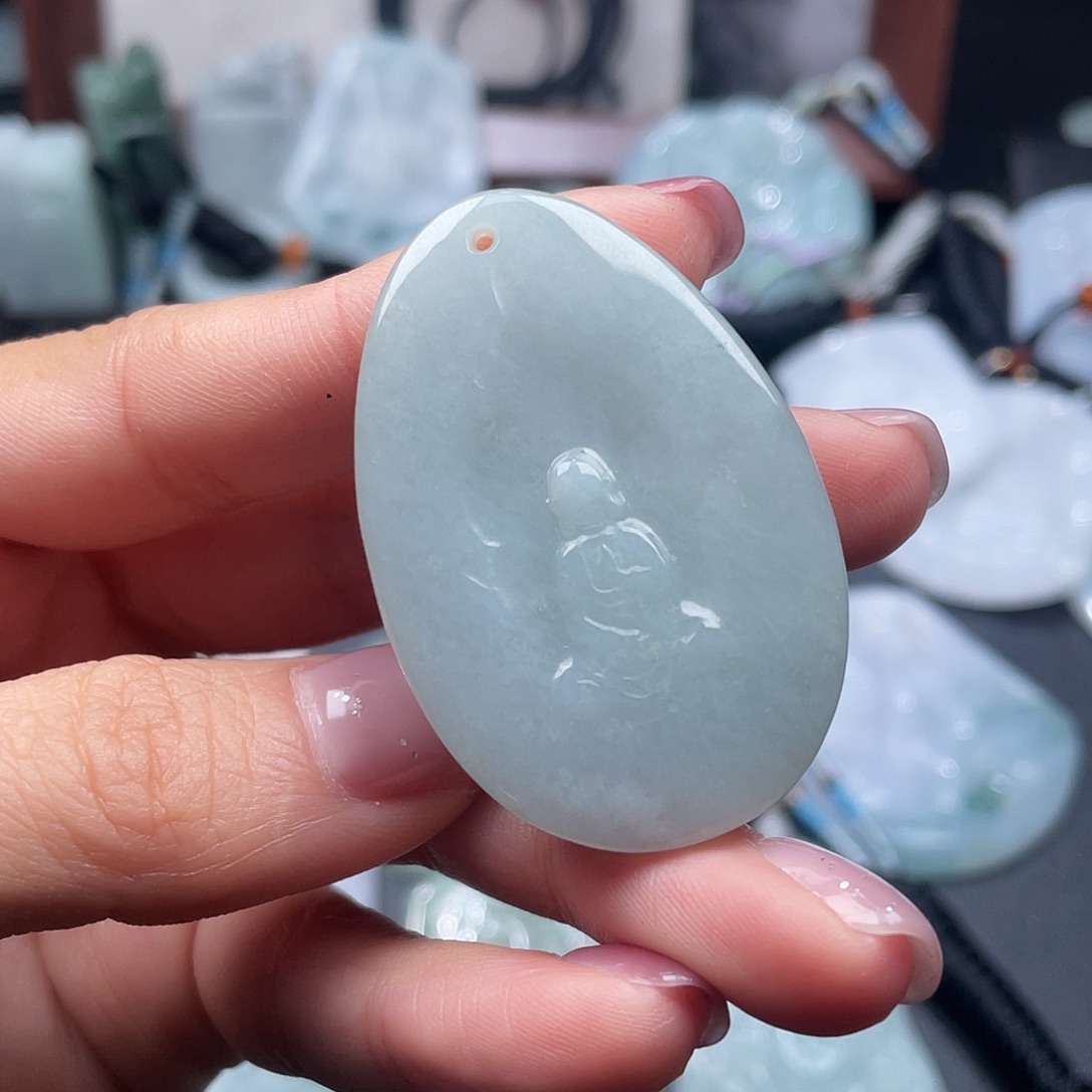 翡翠未镶嵌颈饰翡翠