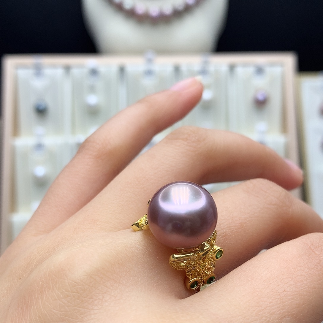 淡水珍珠合金颈饰