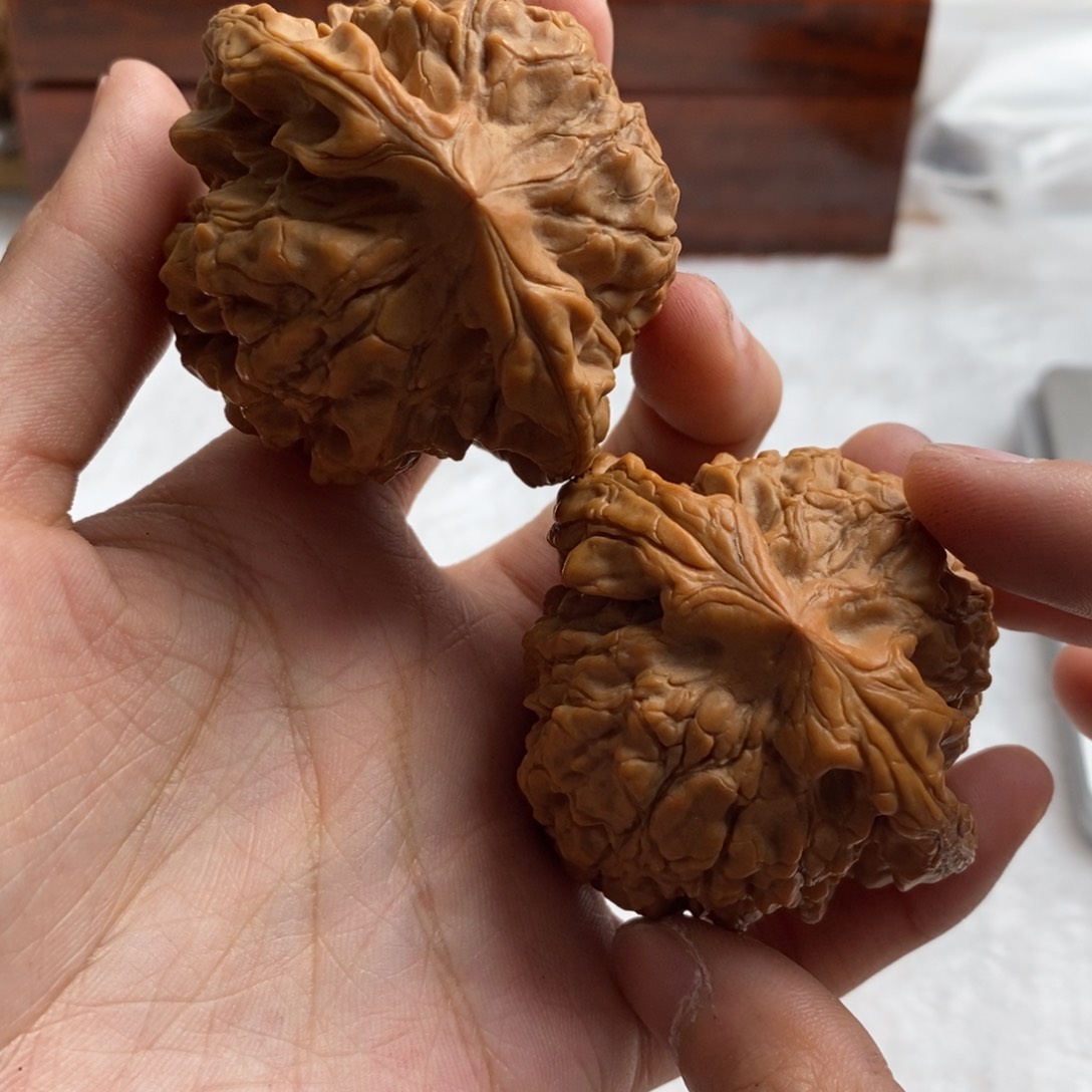 文玩核桃吊坠云***…龙鼎