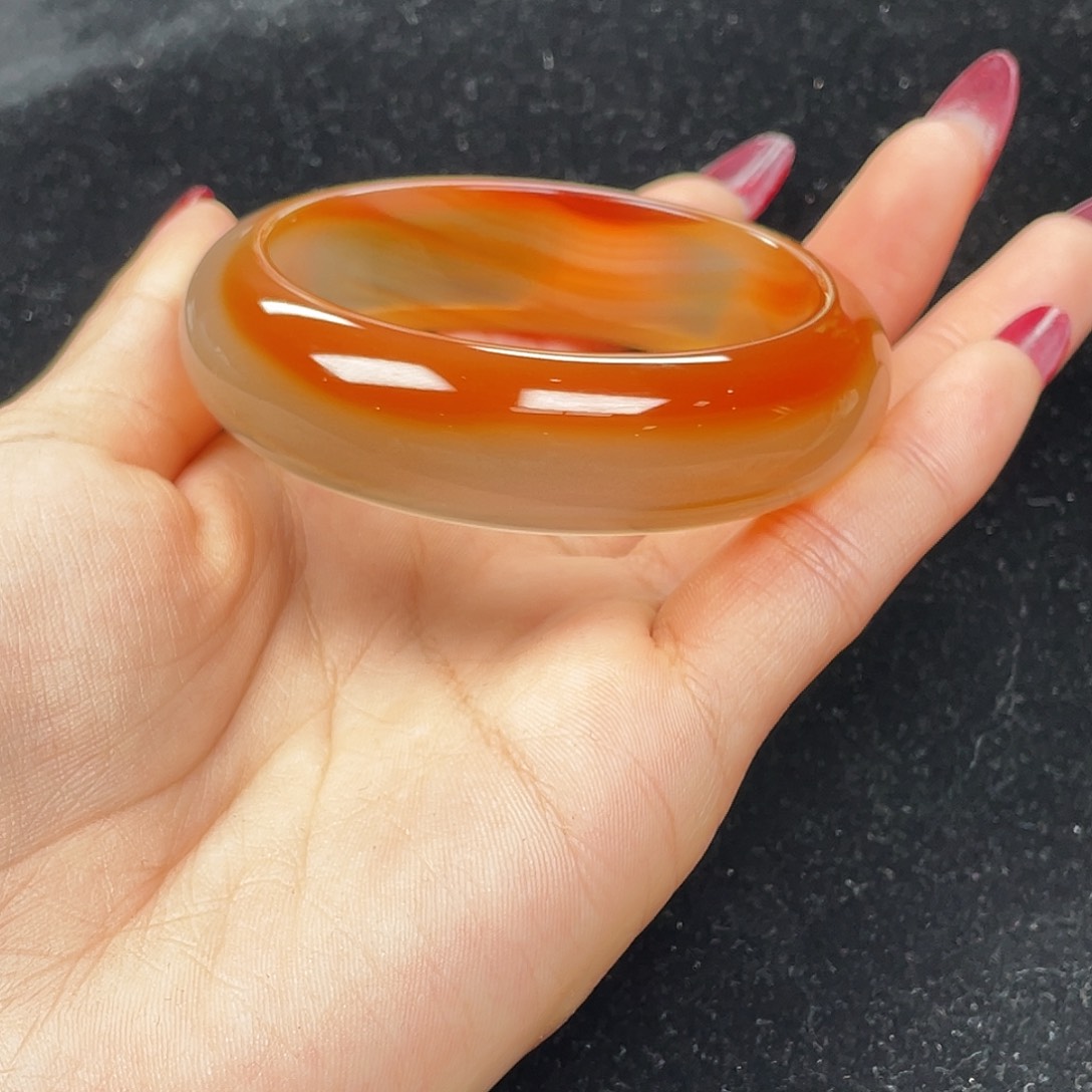 玛瑙/玉髓手镯未镶嵌