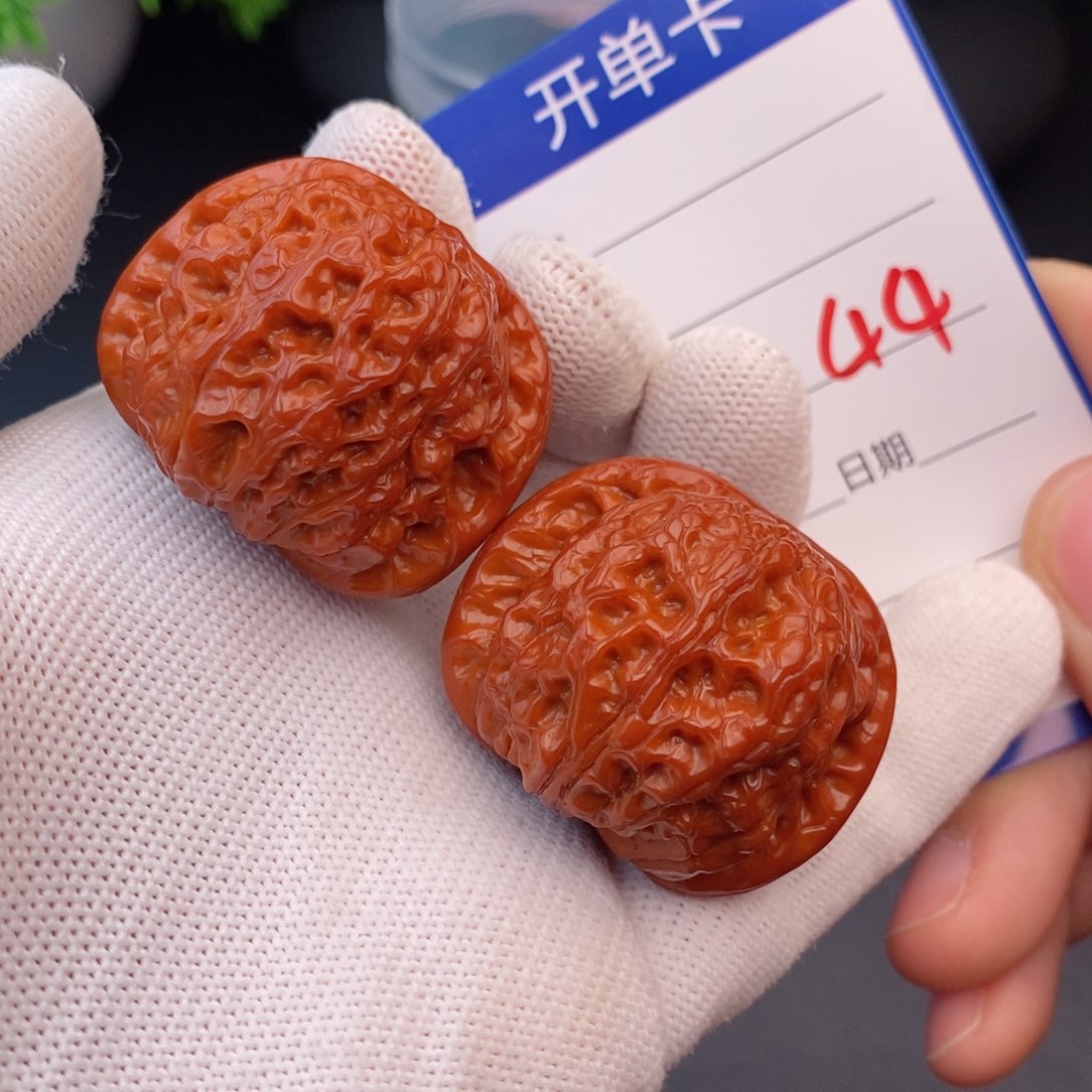 文玩核桃把件38血麒麟44