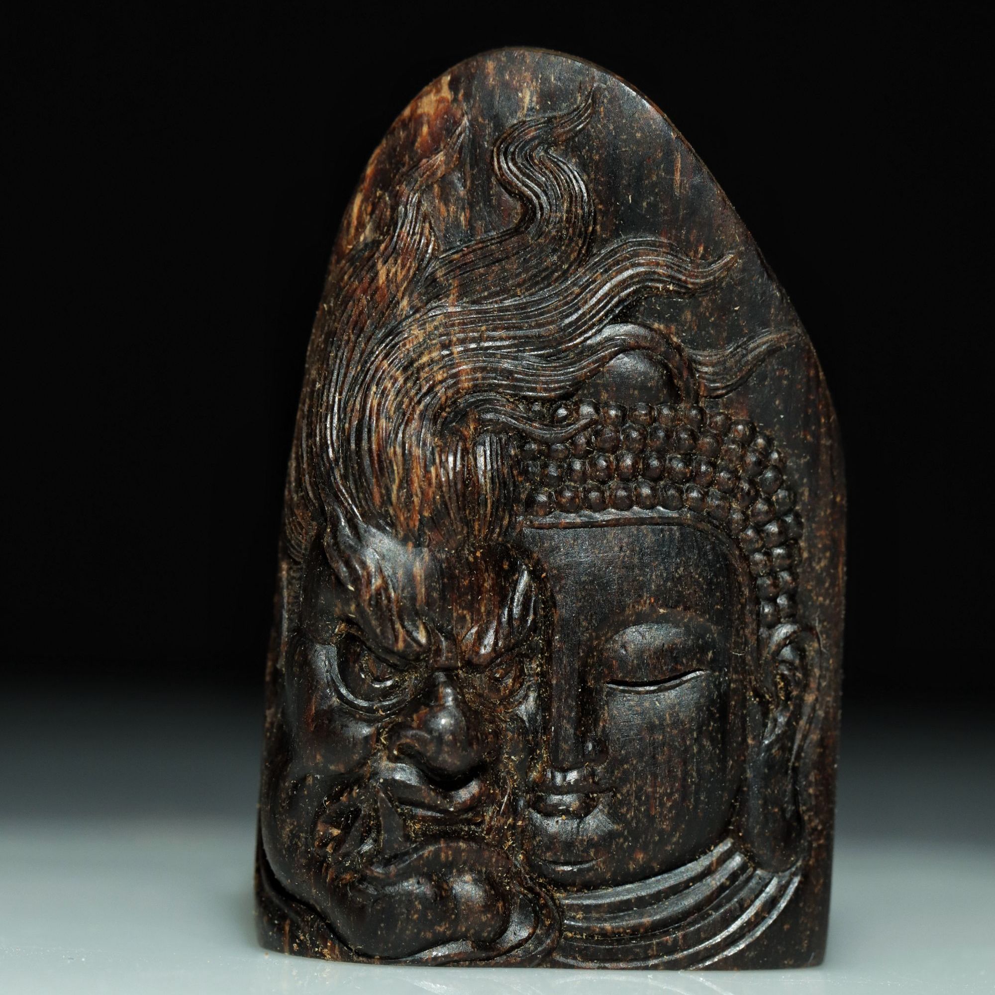 沉香正达拉干老料沉水 一念之间 挂坠