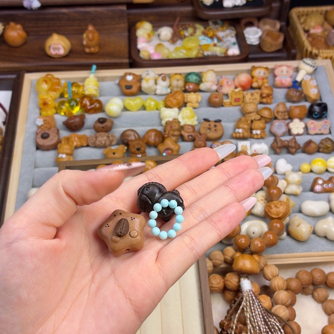 ****点手串猴头核桃小马配饰珍珠卡环