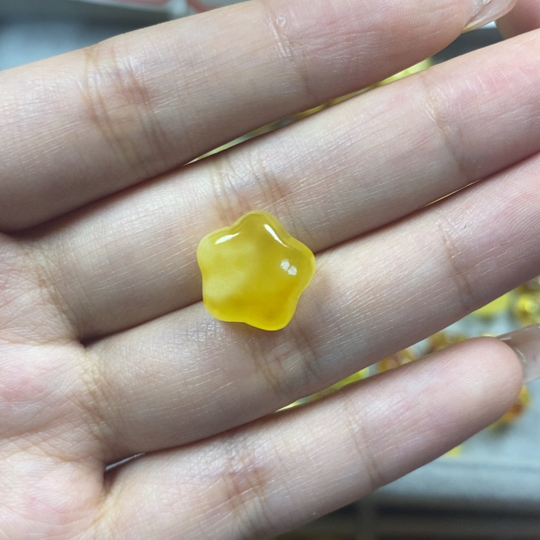 未镶嵌颈饰蜜蜡星星