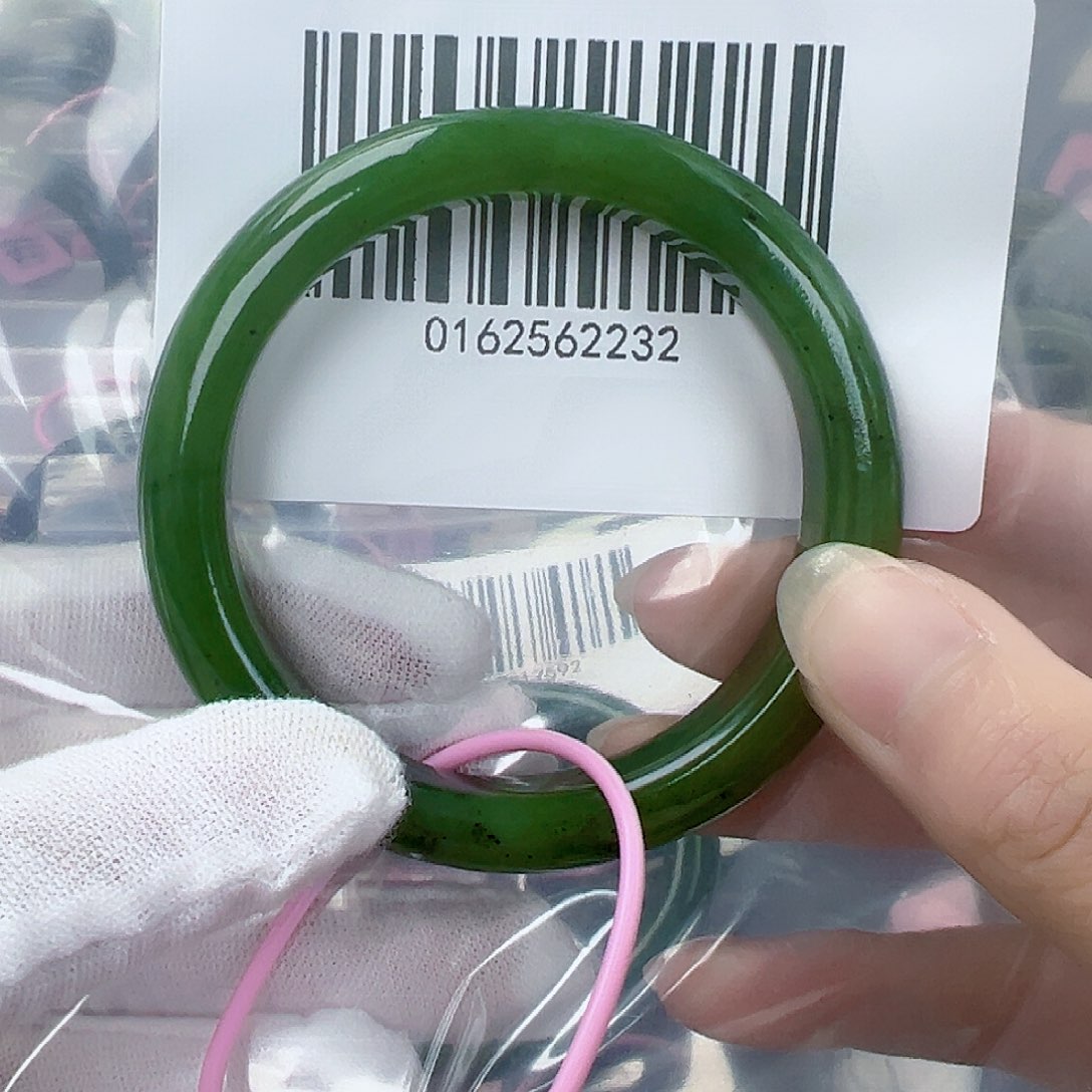 和田玉（碧玉）手镯未镶嵌54