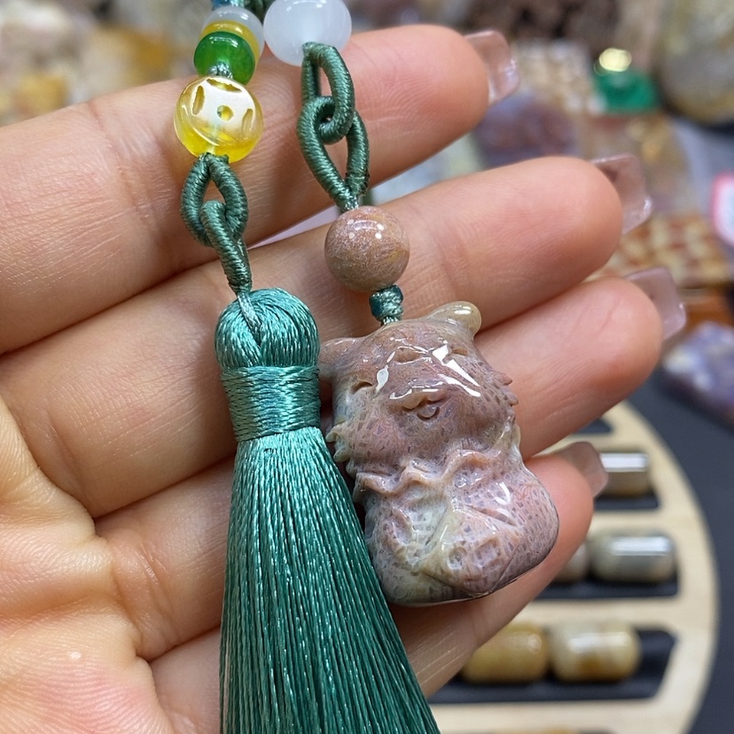 【闪购商品】硅化珊瑚（珊瑚玉）颈饰未镶嵌K65