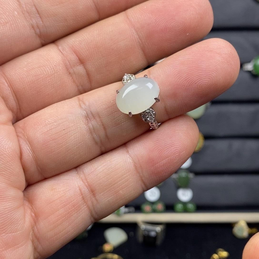 和田玉（白玉）戒指合金