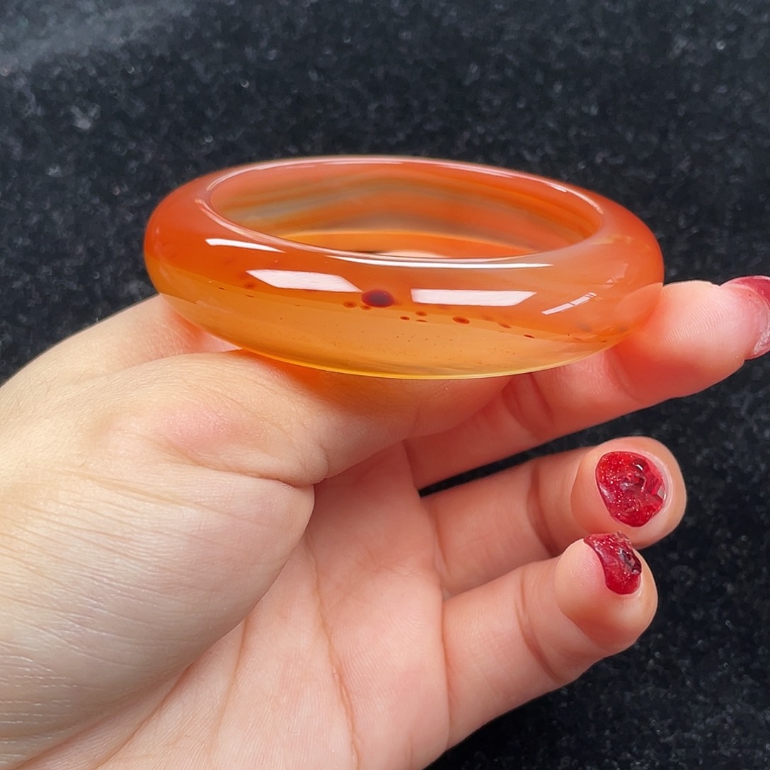 玛瑙/玉髓手镯未镶嵌