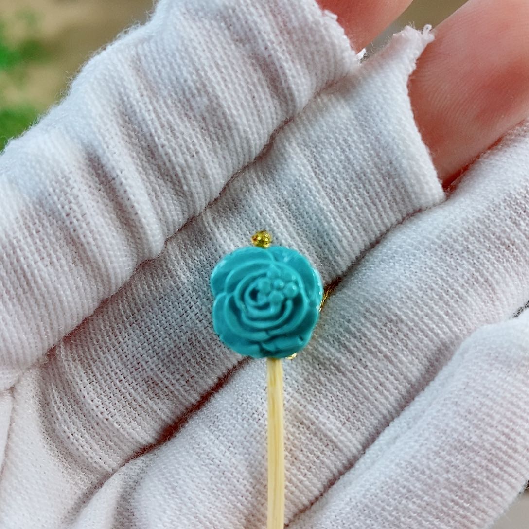 未镶嵌绿松石珠宝奇石