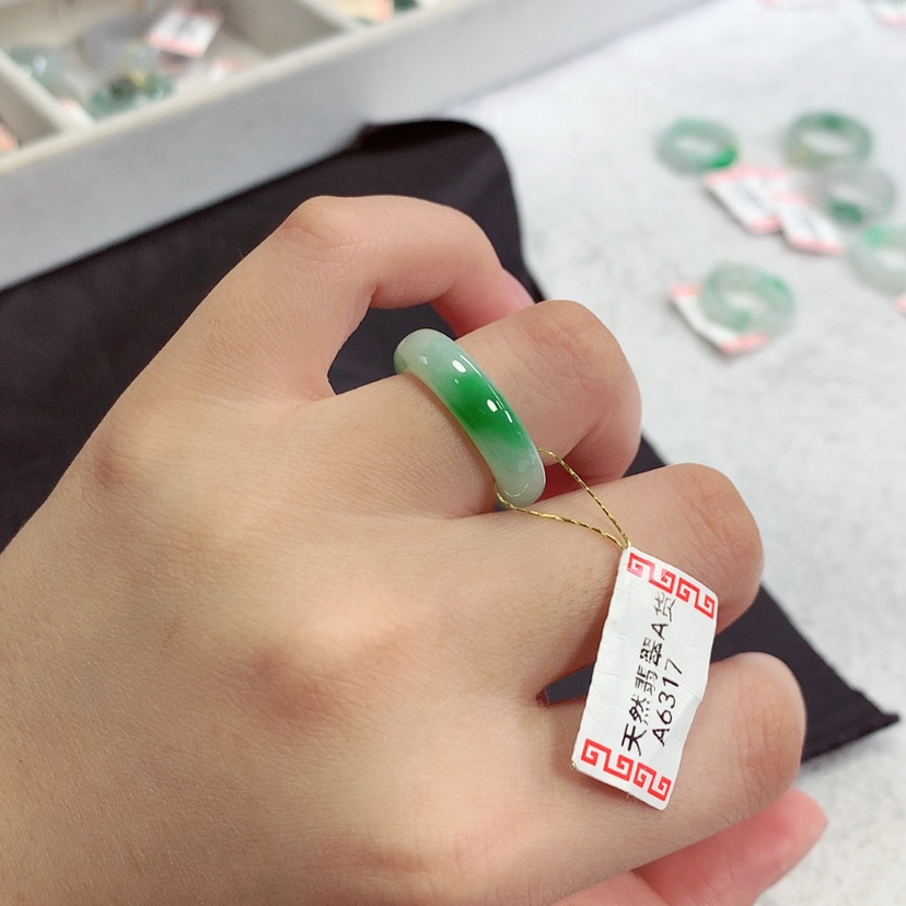 【闪购商品】未镶嵌戒指翡翠14号