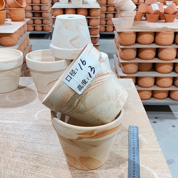 红陶玛奇朵16×13两个