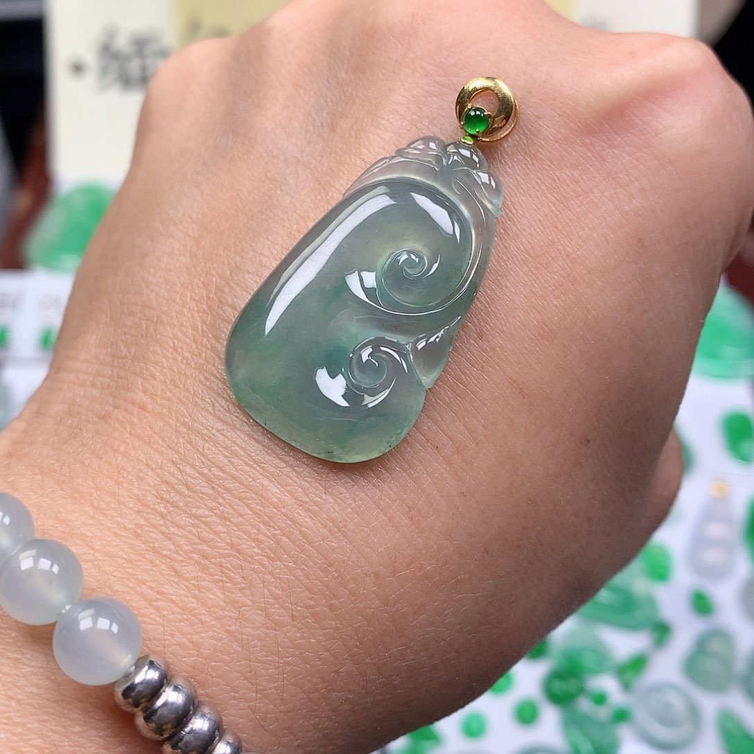 翡翠裸石18K金镶嵌缅甸天然A货翡翠冰种如意