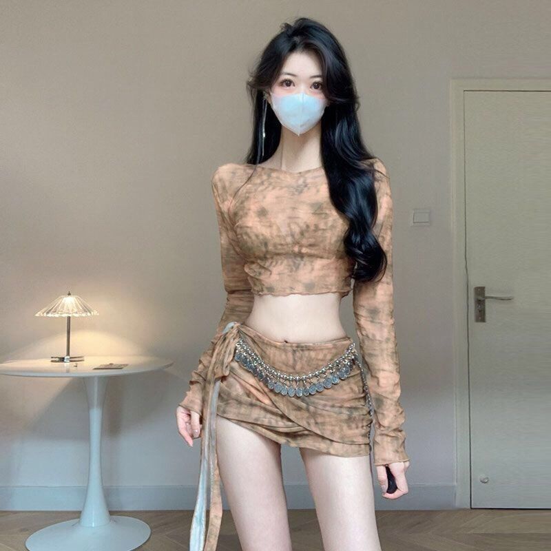 废土风泳衣女2024新款分体比基尼长袖四件套学生度假泡温泉游泳装