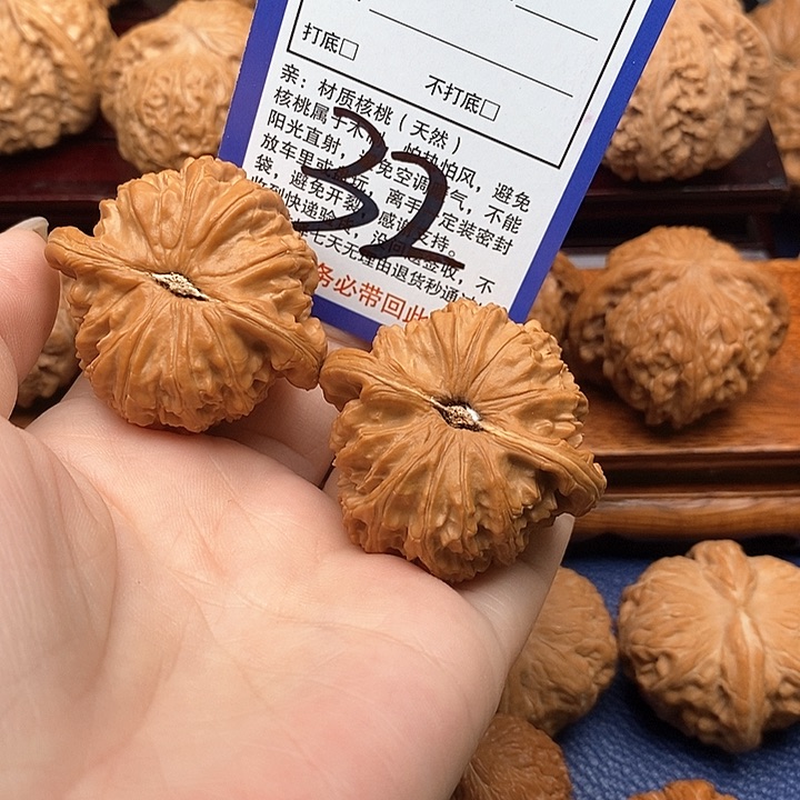 桃核吊坠白狮子头43