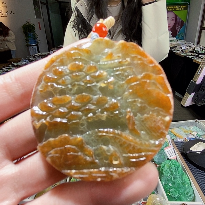 颈饰未镶嵌翡翠翡翠