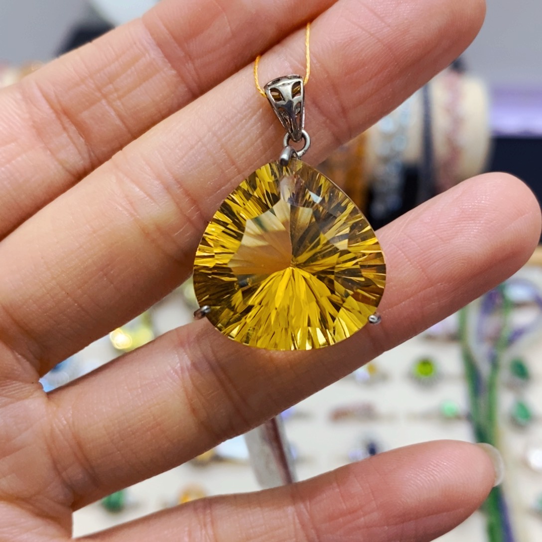 黄晶吊坠(赠链)银S925镶嵌