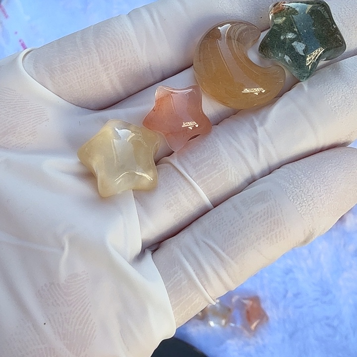 李***费珠宝半成品未镶嵌水晶水晶定制不退换