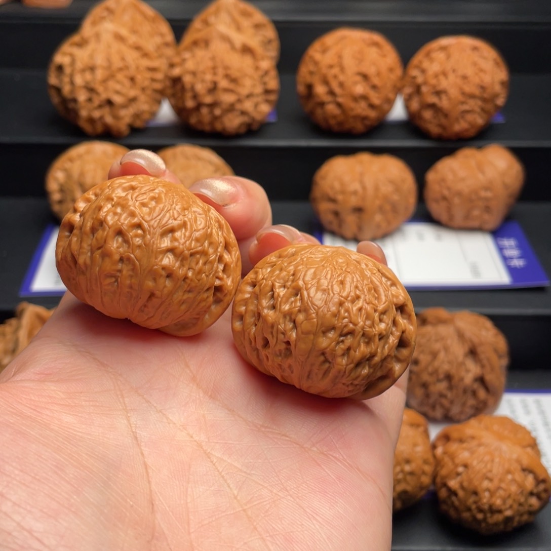 文玩核桃把件打***说39铁锤