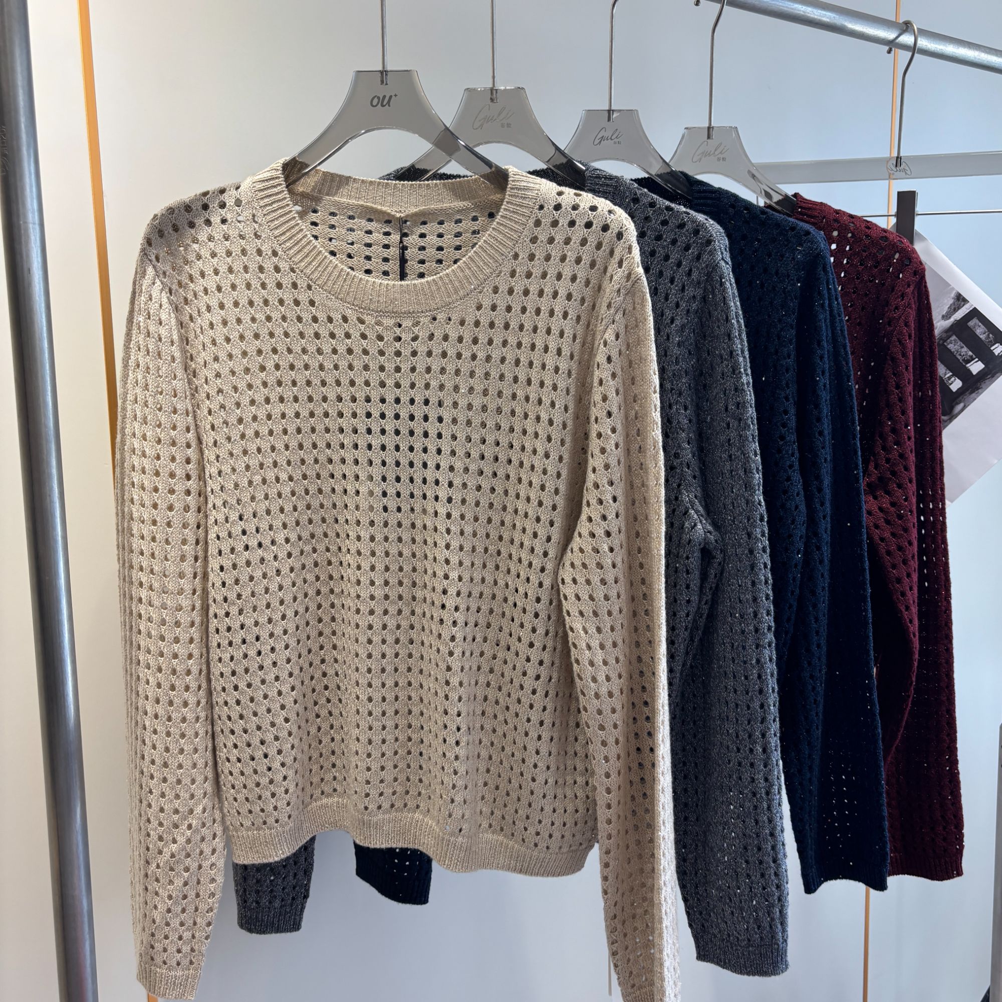 【欧加粒粒】早秋亮片镂空针织衫圆领长袖套头宽松薄 T25082411