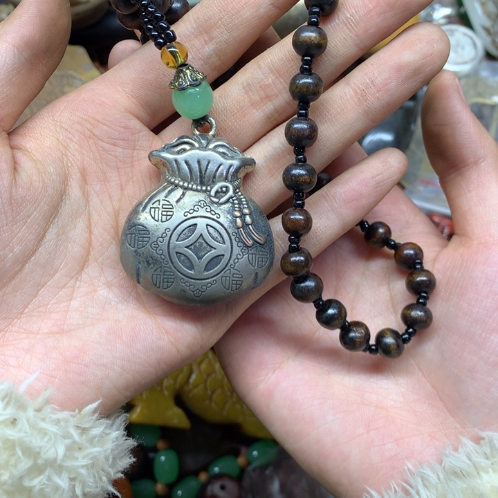 珍***惜手工艺品琉璃吐口水和你说话的时候你