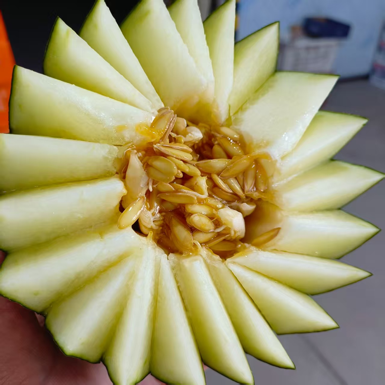 巴西黑金蜜瓜(嘎甜多汁)