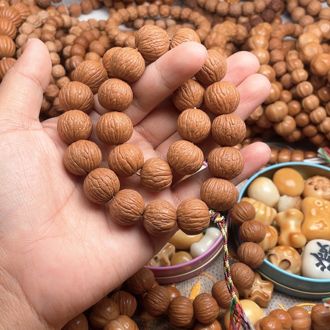 雷***神吊坠猴头核桃17.0凤羽手持