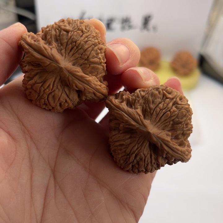 文玩核桃吊坠南疆40