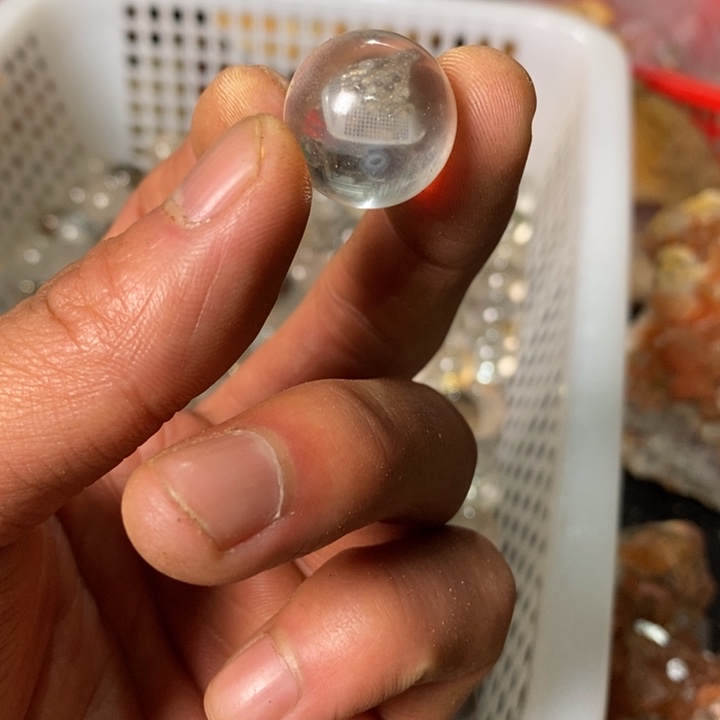 紫晶未镶嵌大型摆件（非配饰）