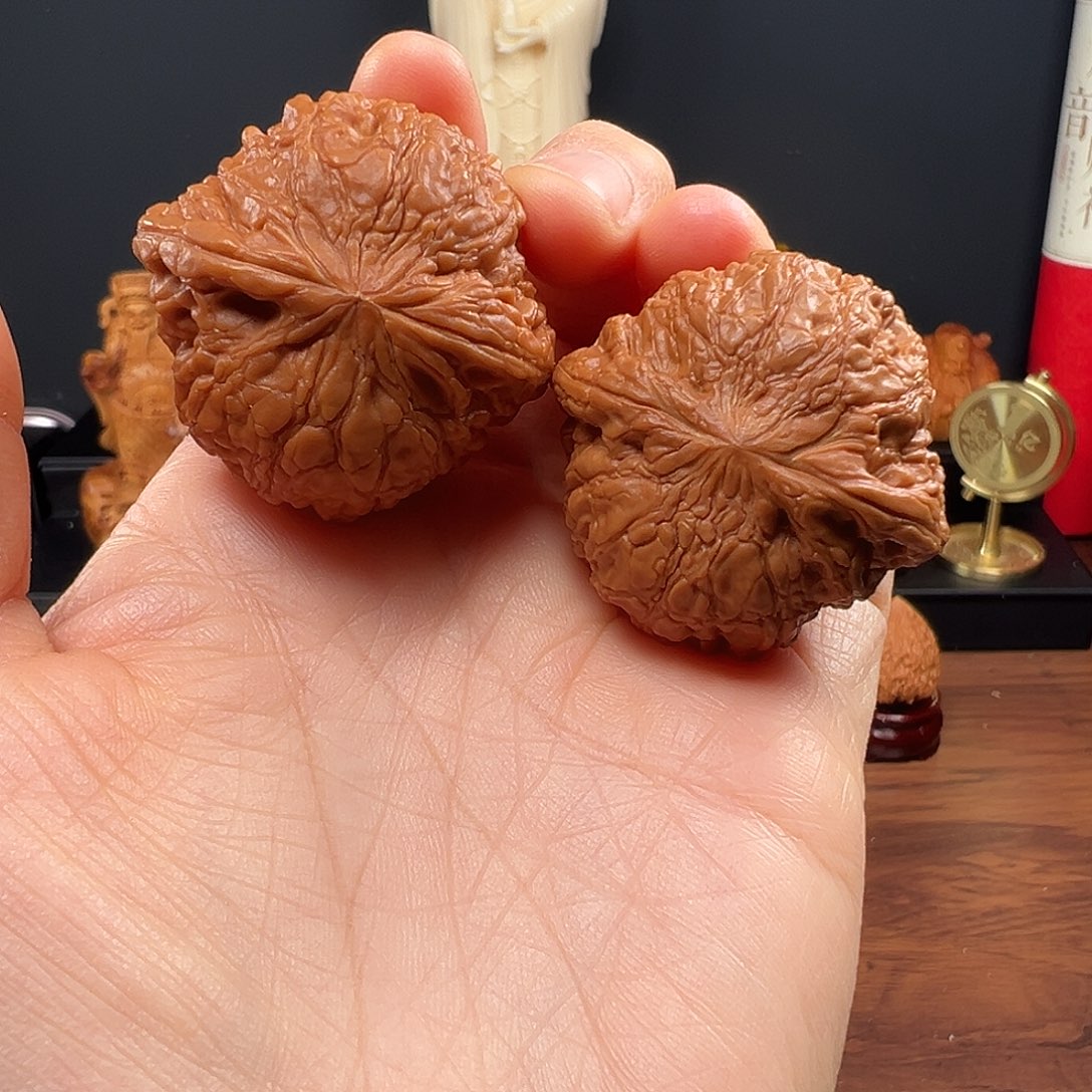 小***)文玩核桃吊坠40全品和尚头