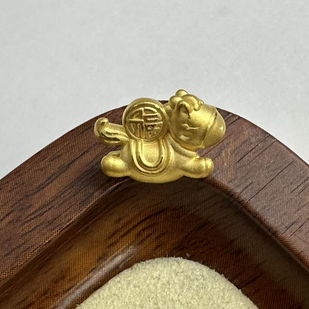 辉通黄金足金999马上有福转运珠黄金配件DP2648-0690