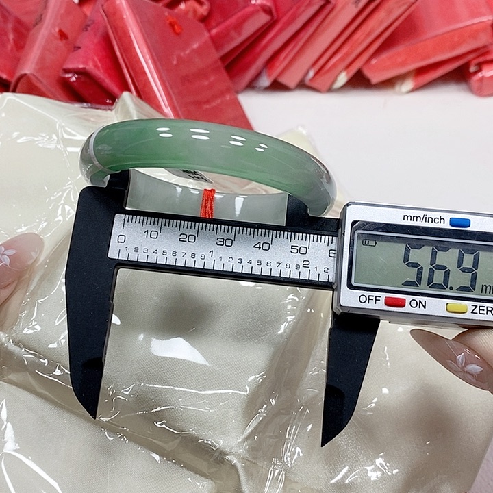 无非金属47。    