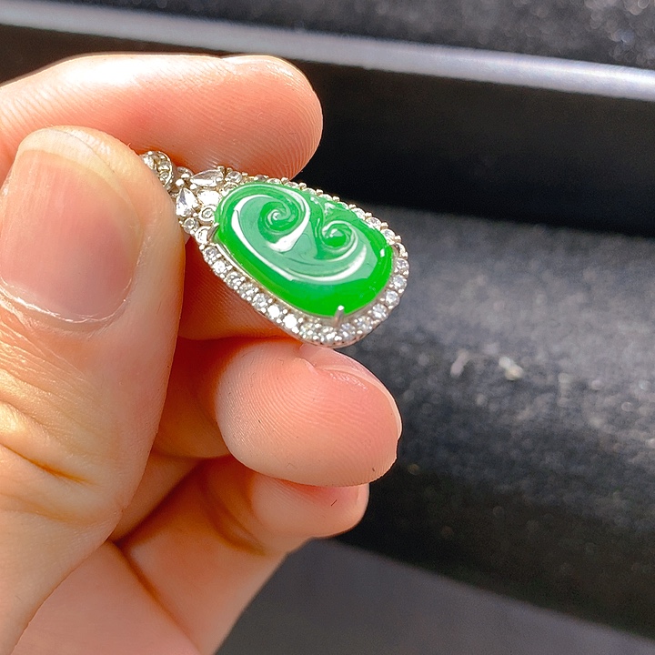 【闪购商品】翡翠银S925镶嵌颈饰翡翠