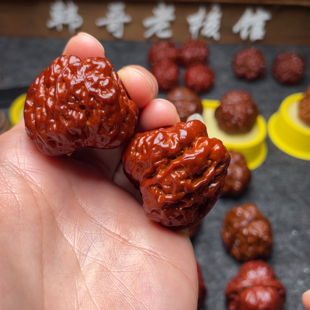 文玩核桃吊坠文玩核桃 手把件 蛤蟆头 33