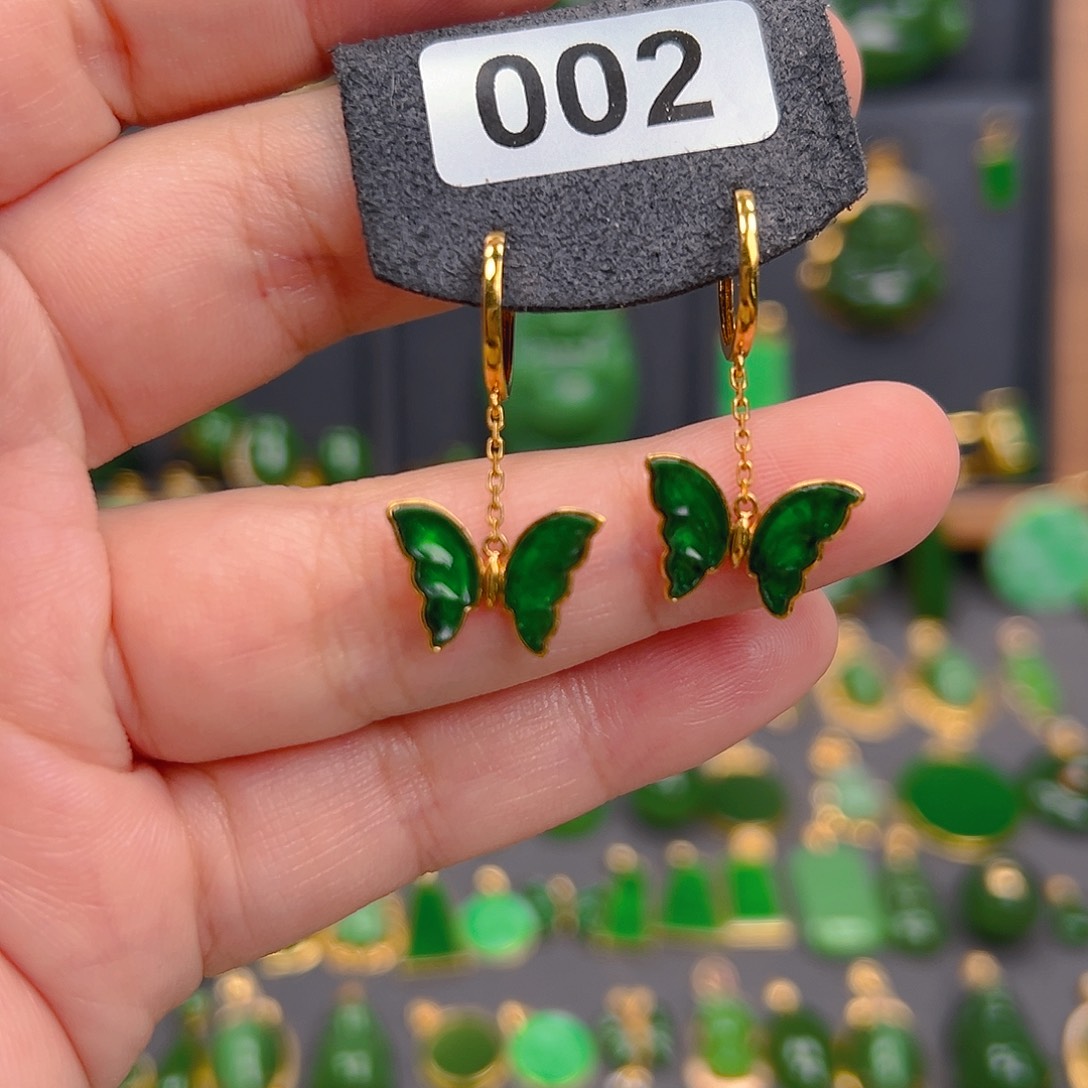 翡翠18K金镶嵌耳饰