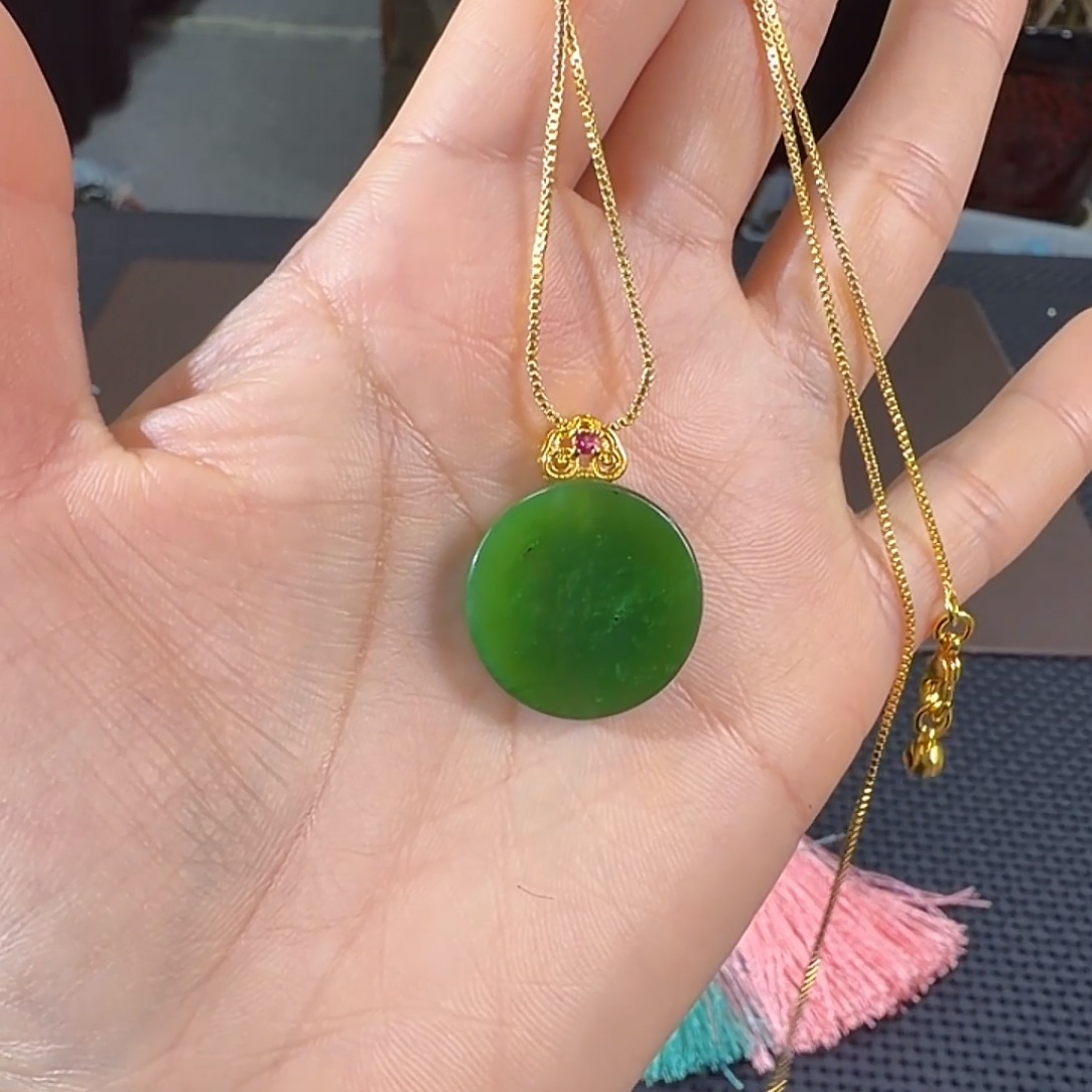 和田玉（碧玉）未镶嵌颈饰