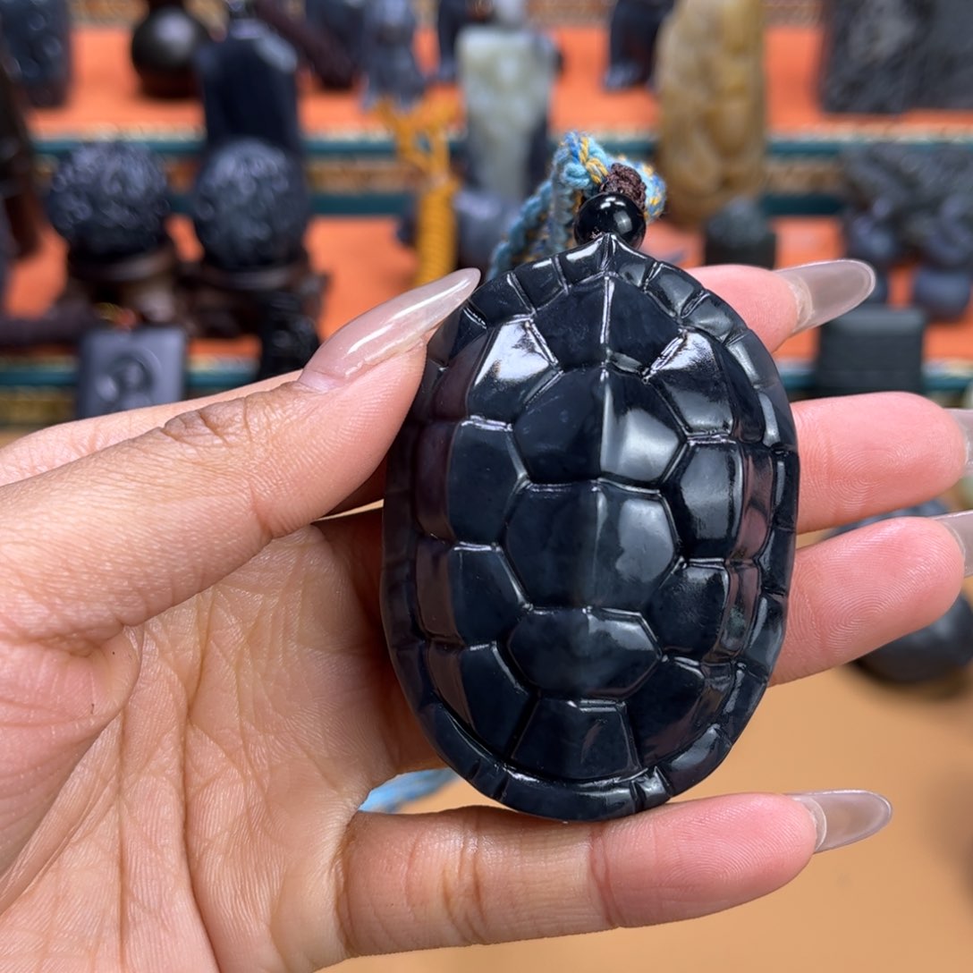 未镶嵌和田玉挂件我*猪