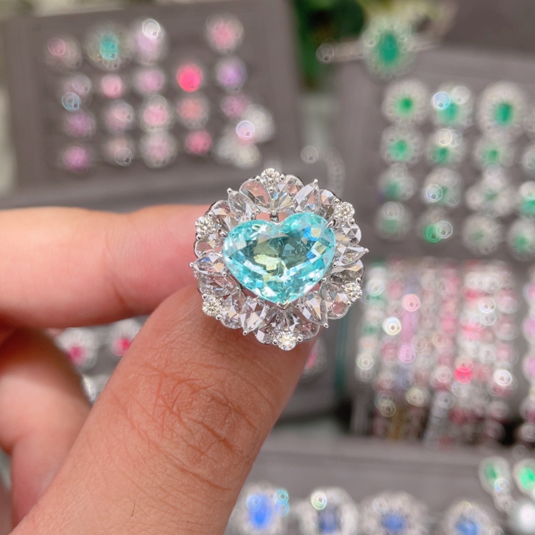 18K金镶嵌戒指帕拉依巴碧玺3.44ct 霓虹蓝