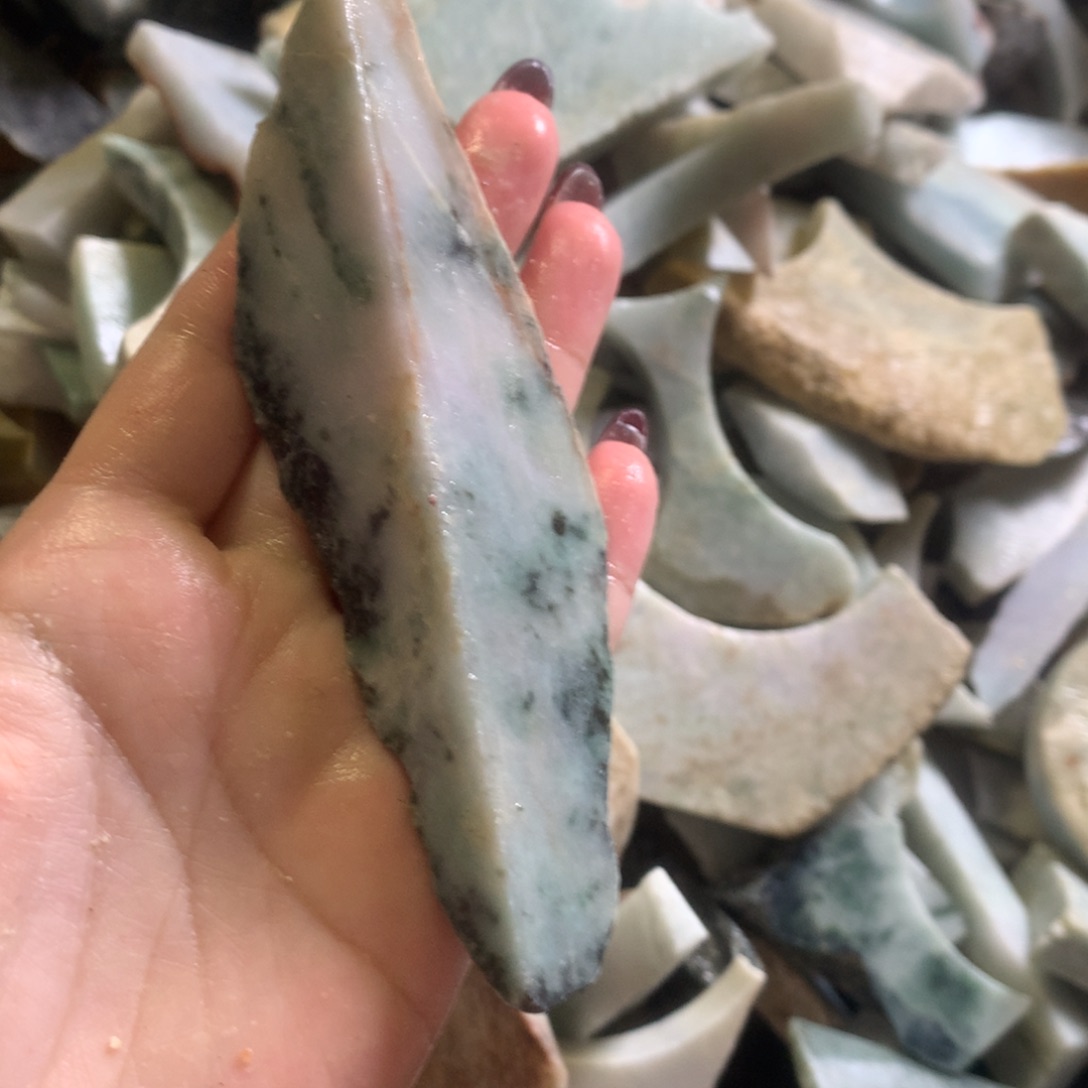 翡翠颈饰未镶嵌缅甸翡翠